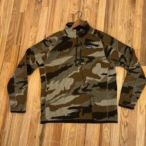 Patagonia quarter zip camo